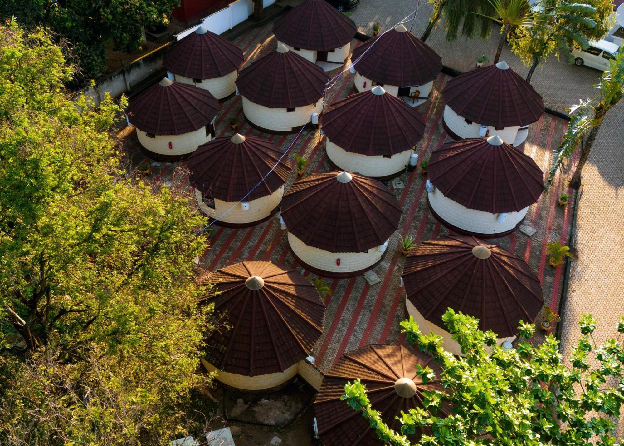 Keys Hotel Moshi Exterior photo